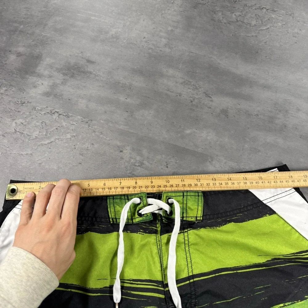 Southpole Bathing Suit Swim Trunk 36 Black Blue Green Surf Skate Y2K Board Short